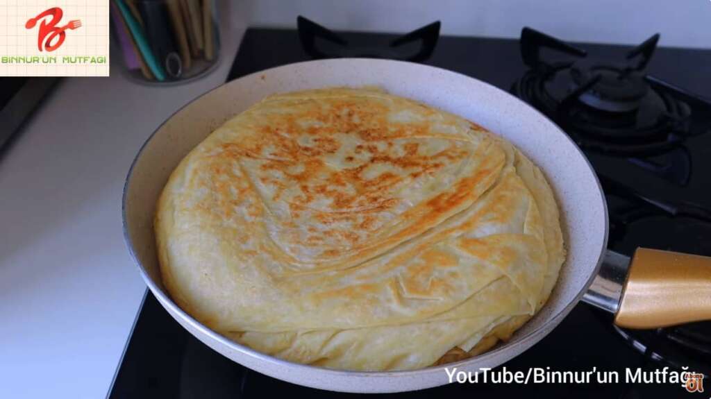 tavada patatesli börek yapımı