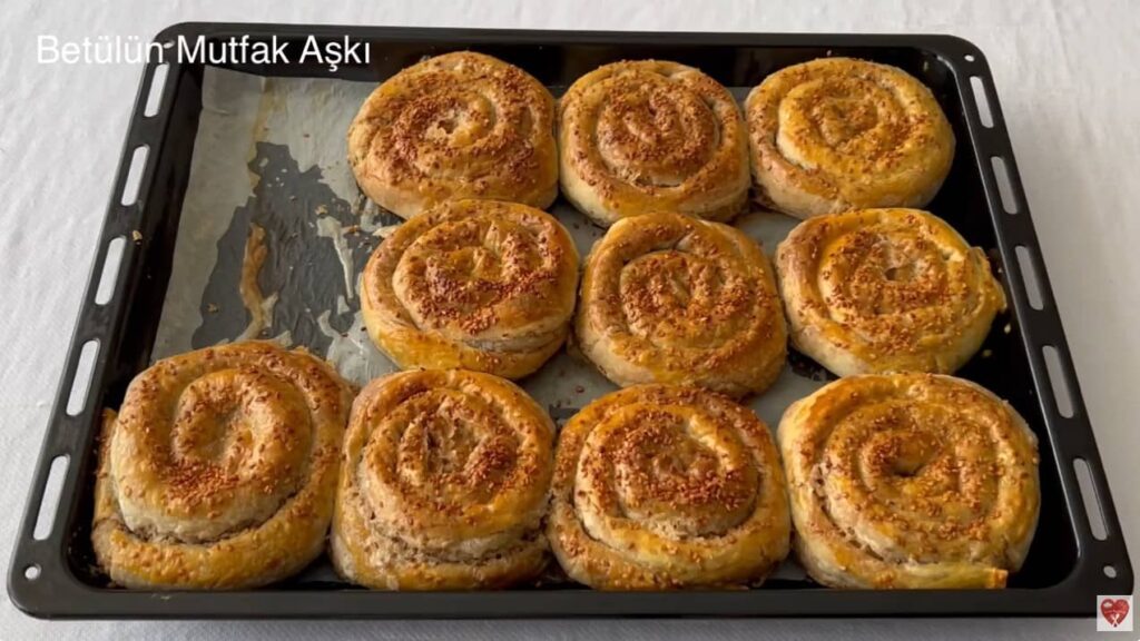 haşhaşlı tahinli çörek nasıl yapılır