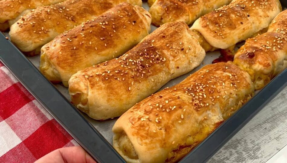 mayalı hamurdan patatesli börek tarifi